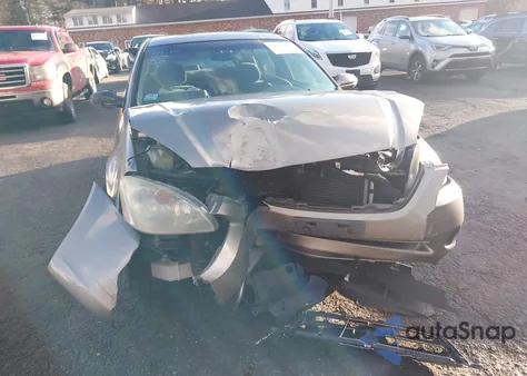 2004 Nissan Altima 2.5 S from USA, damaged, VIN 1N4AL11D34C142355